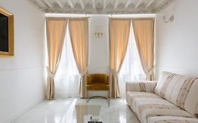 Domus Nannini Spa - L' Arco Di Matteotti